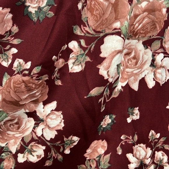 CHARLOTTE RUSSE MEDIUM NWT ROSES FLORAL SLEEVELESS ALINE DRESS - Picture 3 of 10